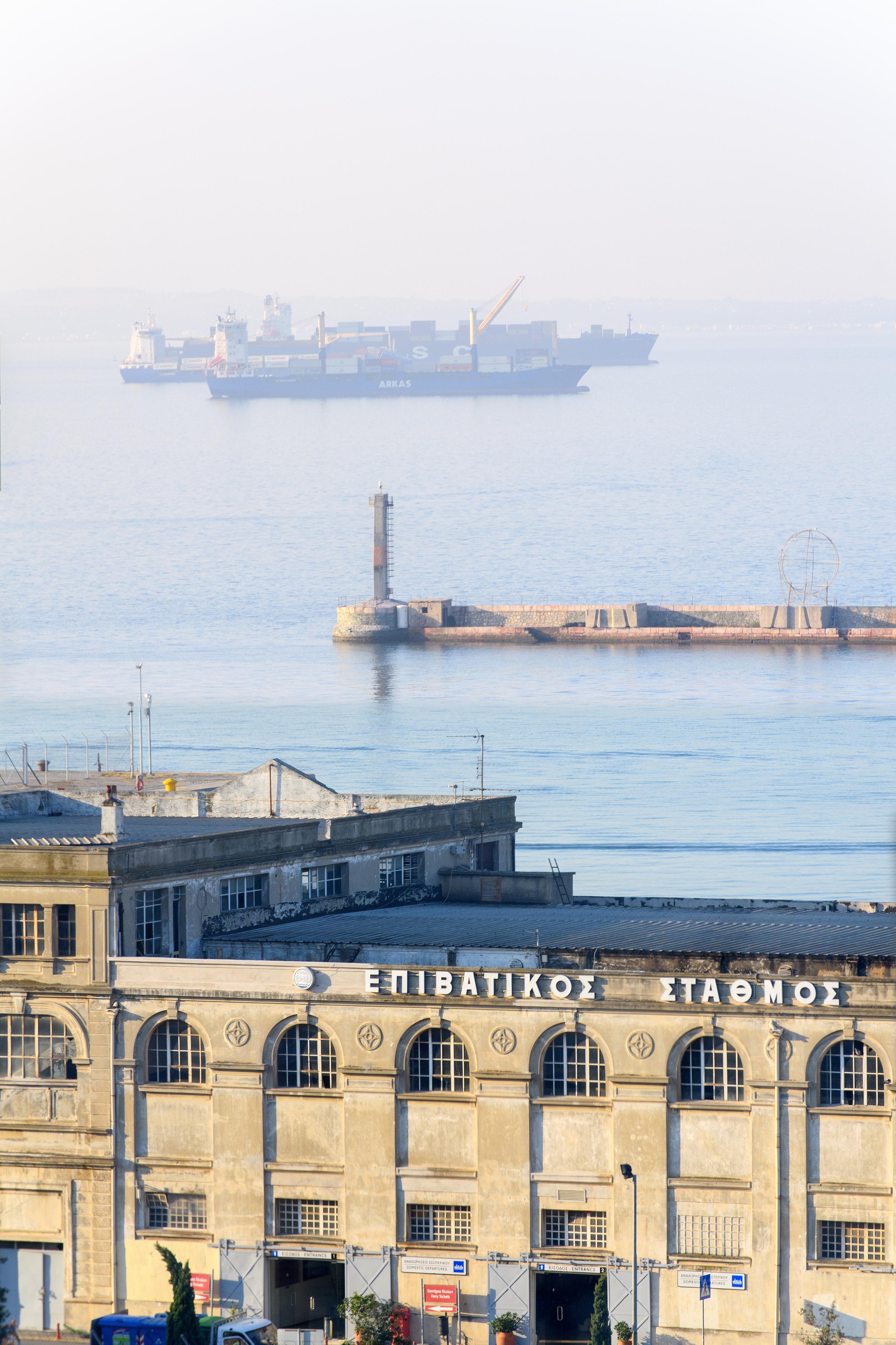 Mediterranean Palace Hotel Солун Екстериор снимка